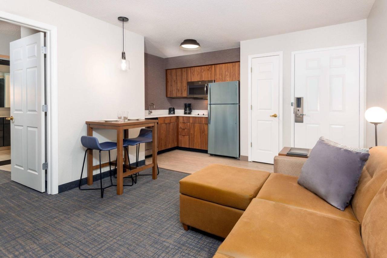 Residence Inn By Marriott Boston Brockton/Easton Екстер'єр фото