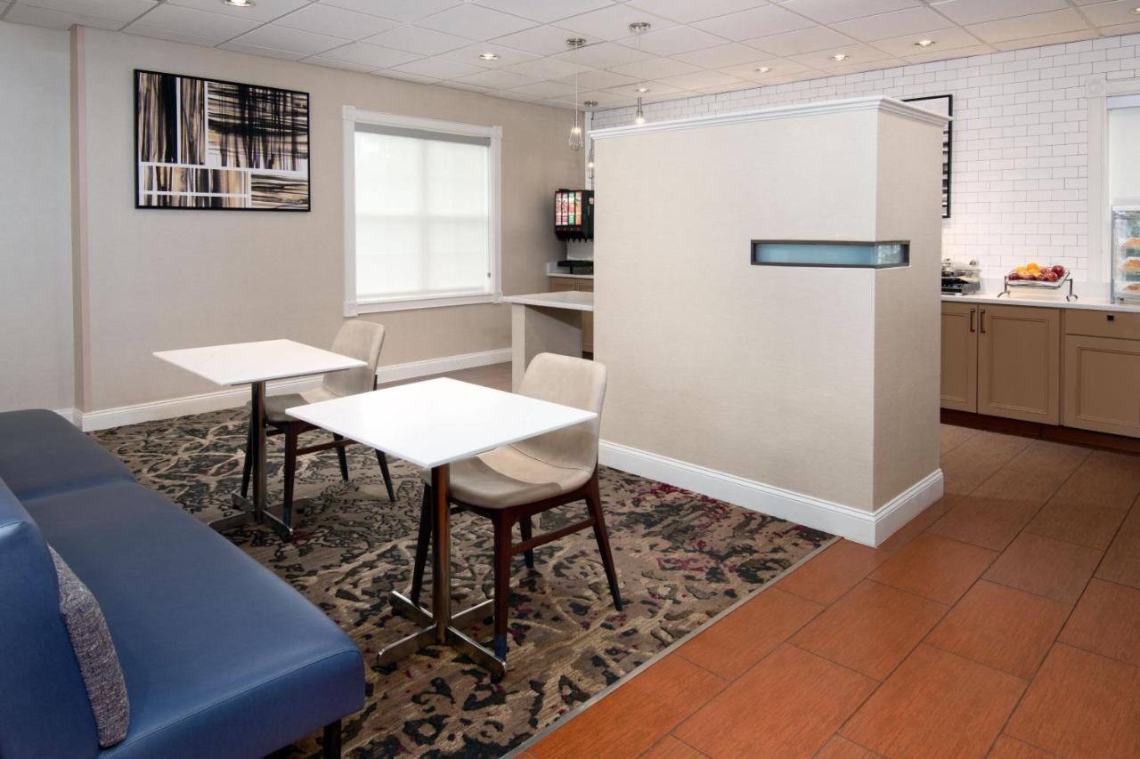 Residence Inn By Marriott Boston Brockton/Easton Екстер'єр фото