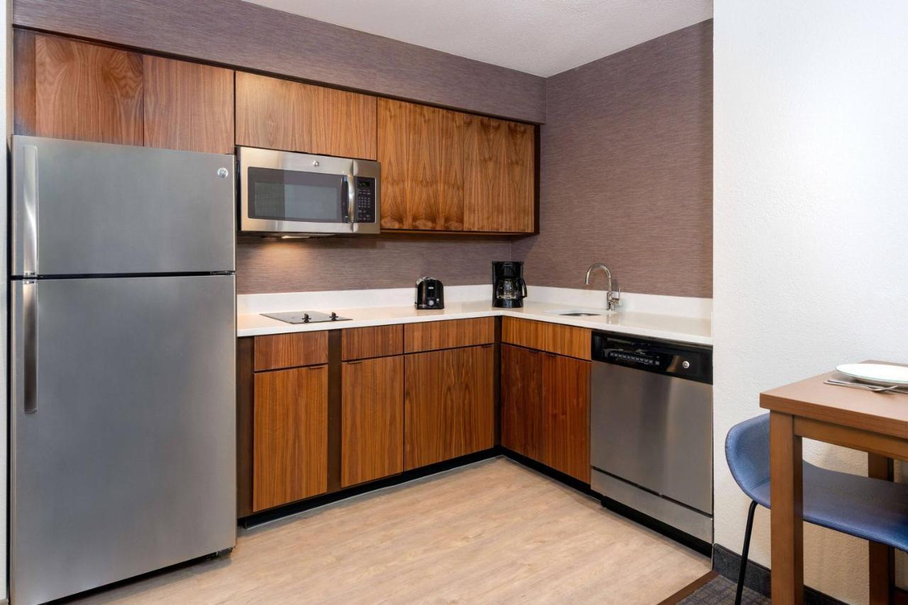Residence Inn By Marriott Boston Brockton/Easton Екстер'єр фото