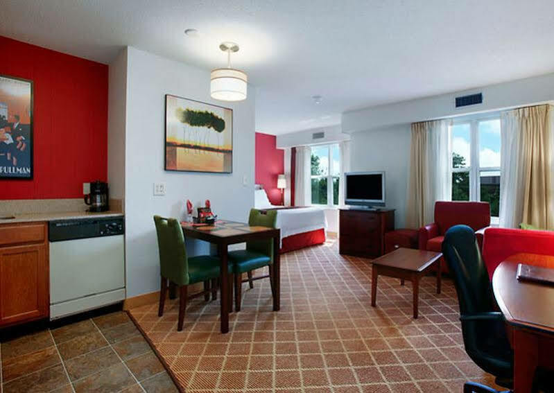 Residence Inn By Marriott Boston Brockton/Easton Екстер'єр фото